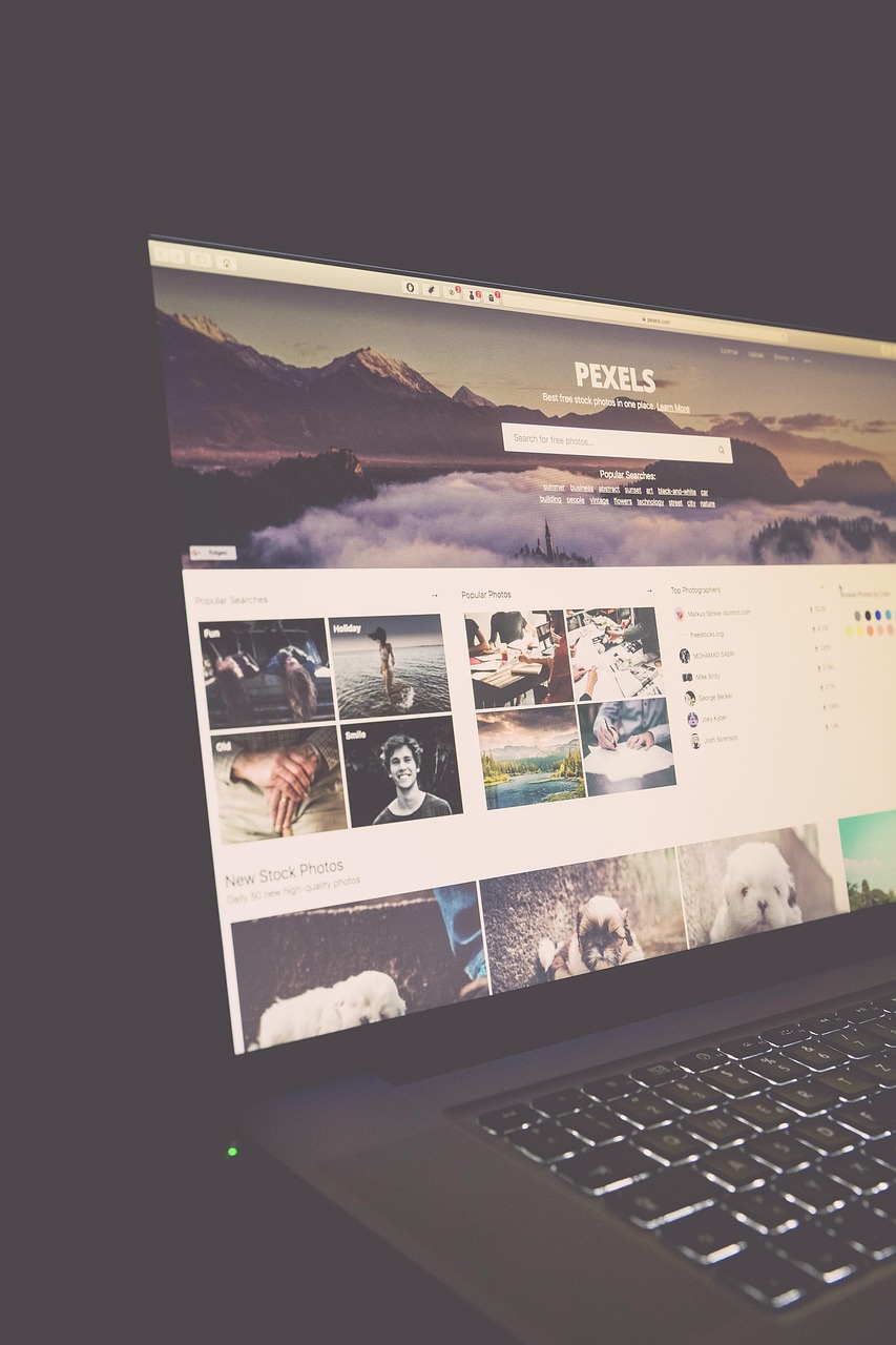 Contact Illustration